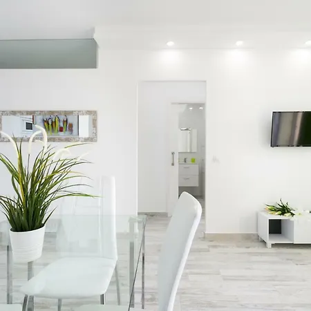 906 Luxury Paraiso Sea View Appartement