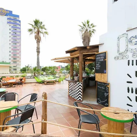 906 Luxury Paraiso Sea View Apartment